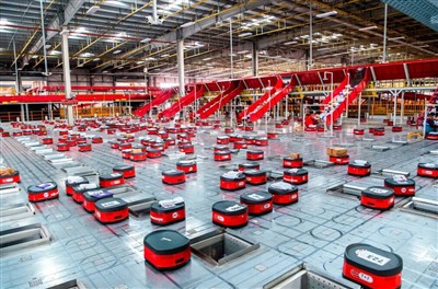 QR Code Navigation AGV System: Greining á tæknilegum meginreglum og umsóknarþ...
